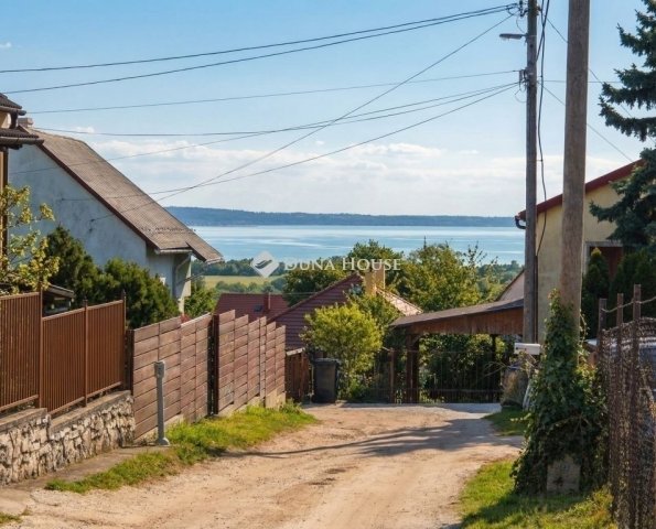 Eladó telek, Balatonalmádiban 44.9 M Ft / költözzbe.hu