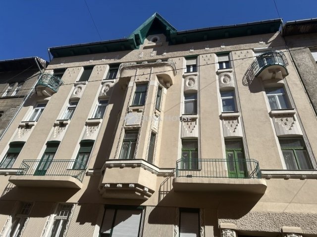 Eladó téglalakás, Budapesten, VIII. kerületben 61.9 M Ft