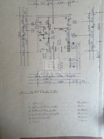 Eladó nyaraló, Balatonakarattyán 49 M Ft, 2 szobás