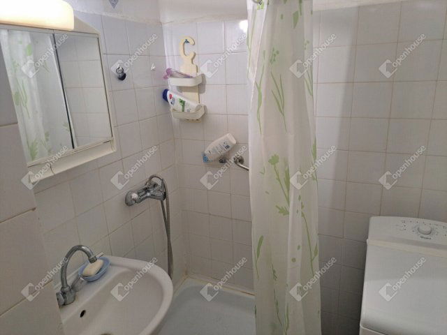 Eladó téglalakás, Győrött 55 M Ft, 3 szobás