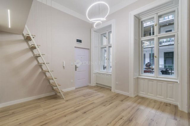 Eladó téglalakás, Budapesten, IX. kerületben, Lónyay utcában