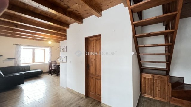 Eladó családi ház, Egerben 72.9 M Ft, 2+2 szobás