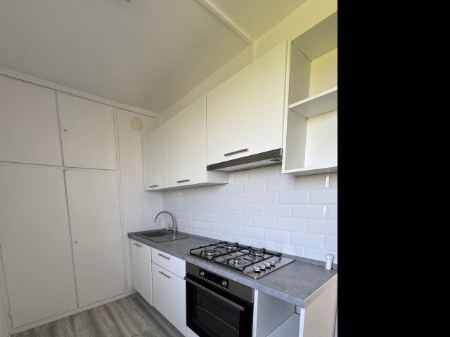 Eladó panellakás, Pécsett, Krisztina téren 37.5 M Ft, 2 szobás