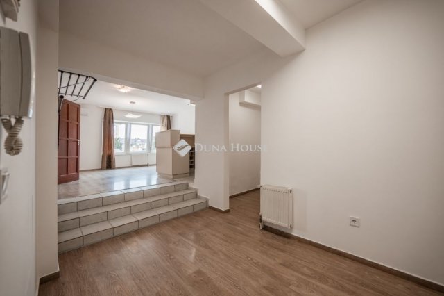 Eladó téglalakás, Budapesten, XVIII. kerületben 63.9 M Ft