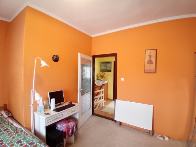 Eladó családi ház, Hatvanban 39.99 M Ft, 3 szobás