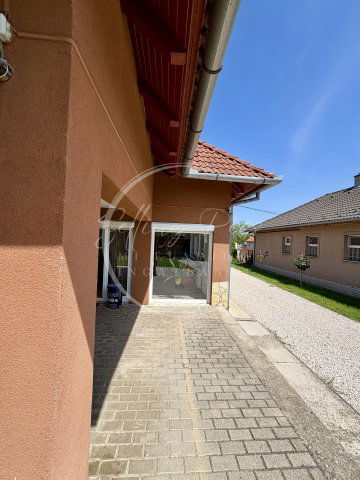 Eladó családi ház, Görcsönyben 74.9 M Ft, 3+1 szobás