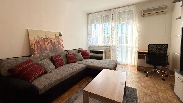 Kiadó téglalakás, albérlet, Debrecenben 190 E Ft / hó, 2 szobás