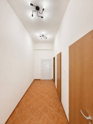 Eladó téglalakás, Keszthelyen 51.9 M Ft, 1 szobás