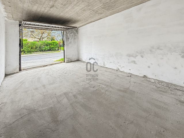 Kiadó garázs, Szentendrén 45 E Ft / hó / költözzbe.hu