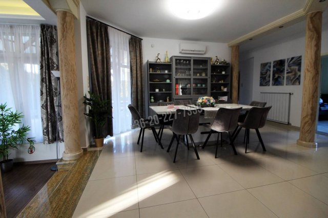 Eladó családi ház, Ráckevén 175 M Ft, 5 szobás