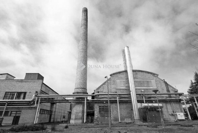 Eladó ipari ingatlan, Vácon 380 M Ft / költözzbe.hu