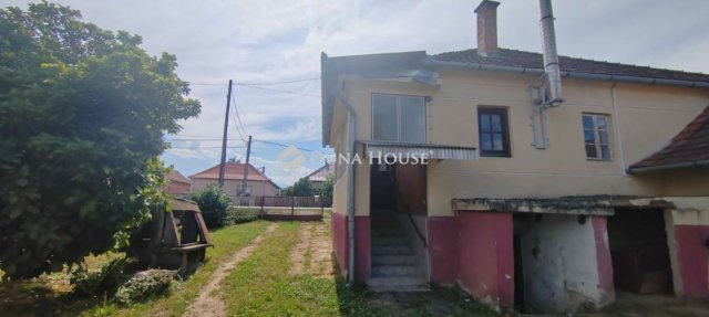 Eladó családi ház, Tornyiszentmiklóson 14.9 M Ft, 2 szobás