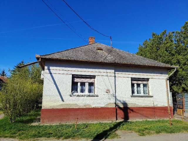 Eladó családi ház, Zagyvarékason 19.9 M Ft, 3 szobás