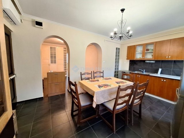 Eladó téglalakás, Kecskeméten 55 M Ft, 2 szobás