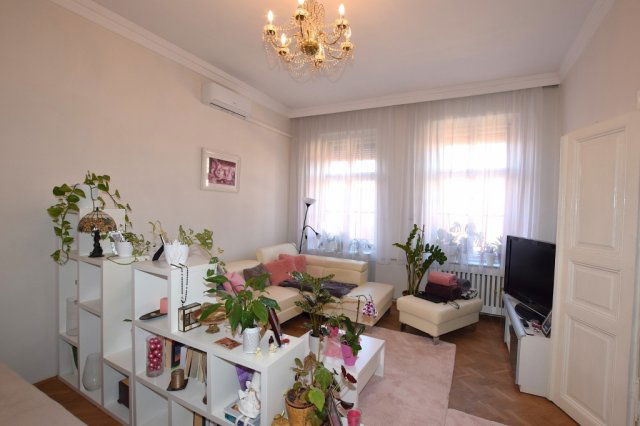 Eladó téglalakás, Debrecenben 59 M Ft, 1 szobás