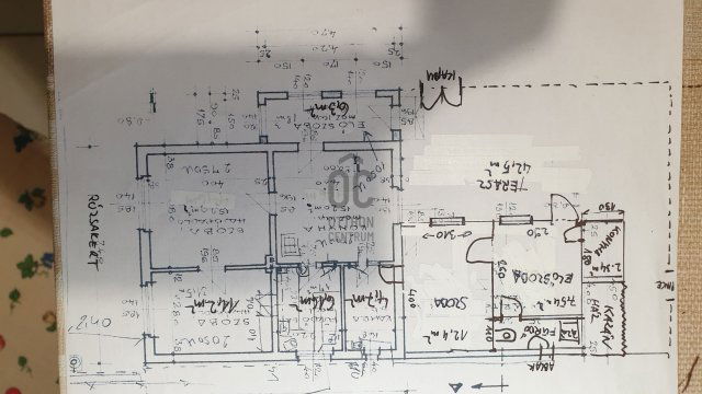Eladó családi ház, Ózdon 23.5 M Ft, 3 szobás