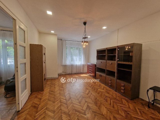 Eladó téglalakás, Budapesten, XIV. kerületben 88 M Ft