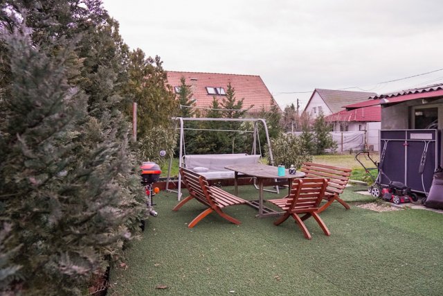 Eladó családi ház, Tökölön 87.6 M Ft, 2 szobás