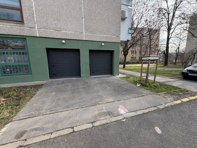 Eladó garázs, Budapesten, IX. kerületben, Tűzoltó utcában