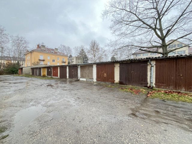Eladó garázs, Kaposváron 6.4 M Ft / költözzbe.hu