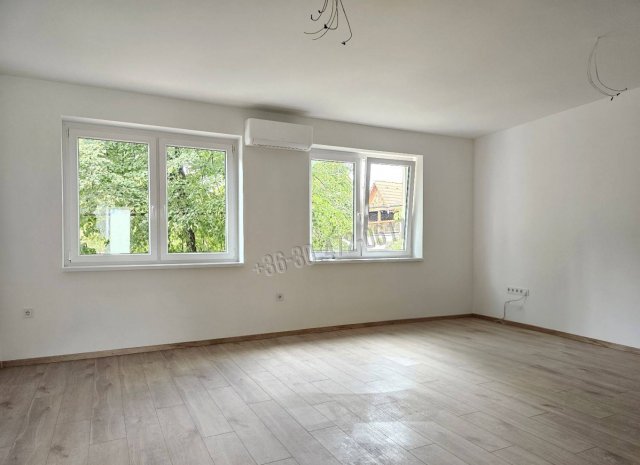 Eladó téglalakás, Egerben 64.9 M Ft, 2 szobás