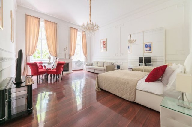 Kiadó téglalakás, albérlet, Budapesten, VI. kerületben