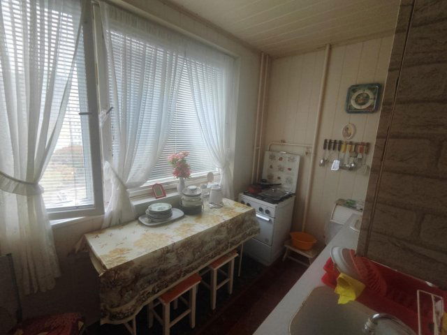 Eladó panellakás, Szegeden 44.5 M Ft, 1+1 szobás