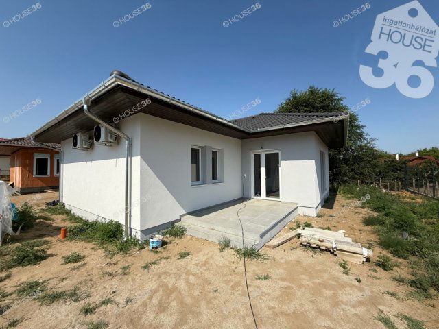 Eladó családi ház, Kecskeméten 74.9 M Ft, 3 szobás