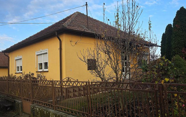 Eladó családi ház, Gávavencsellőn 22.9 M Ft, 2 szobás