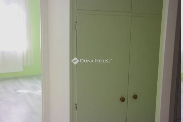 Eladó panellakás, Budapesten, XIV. kerületben 64.5 M Ft, 2 szobás