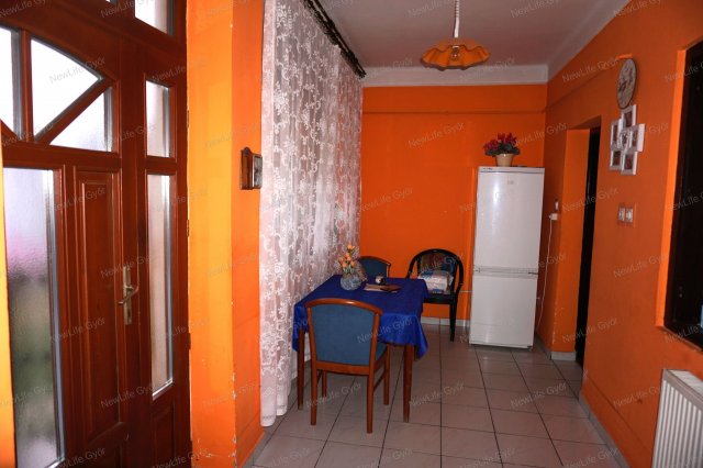 Eladó családi ház, Bősárkányon 39.5 M Ft, 3+1 szobás