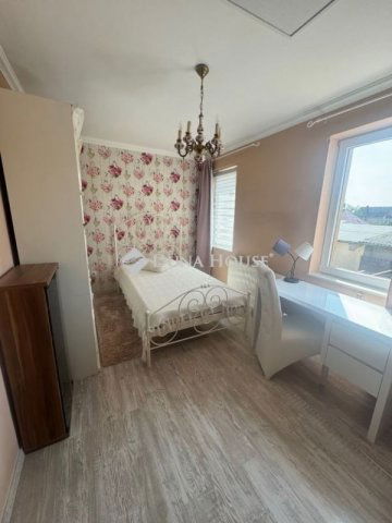 Eladó ikerház, Debrecenben 149 M Ft, 6 szobás