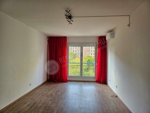 Kiadó panellakás, albérlet, III. kerületben, Bálint György utcában