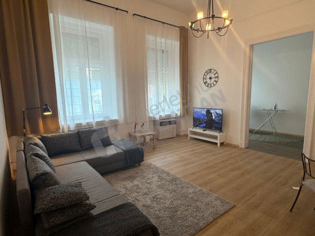 Kiadó téglalakás, albérlet, XIII. kerületben, Váci úton