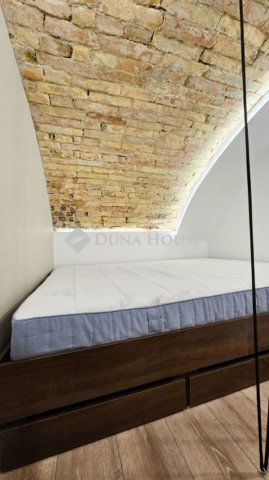 Eladó téglalakás, Budapesten, VIII. kerületben 49.9 M Ft