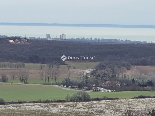 Eladó telek, Pécselyen 106 M Ft / költözzbe.hu