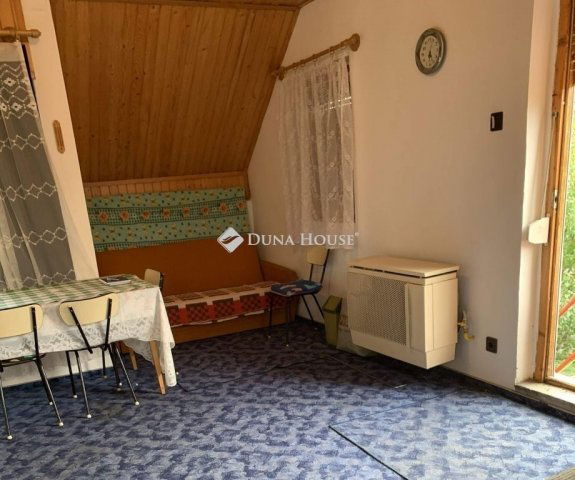 Eladó nyaraló, Gárdonyban 33 M Ft, 2+1 szobás