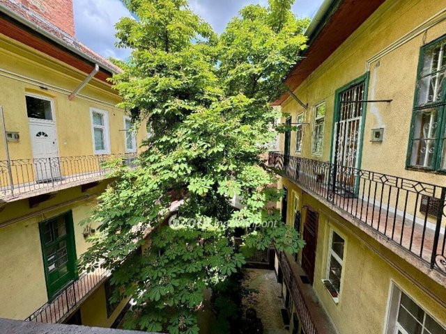Eladó téglalakás, Budapesten, VIII. kerületben 35.9 M Ft
