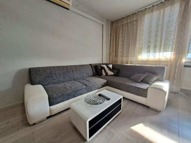Kiadó téglalakás, albérlet, Debrecenben 320 E Ft / hó, 3 szobás