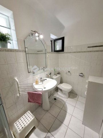 Eladó családi ház, Budapesten, X. kerületben 170 M Ft, 4 szobás