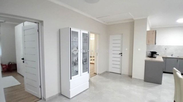 Eladó családi ház, Ságváron 53.9 M Ft, 3 szobás