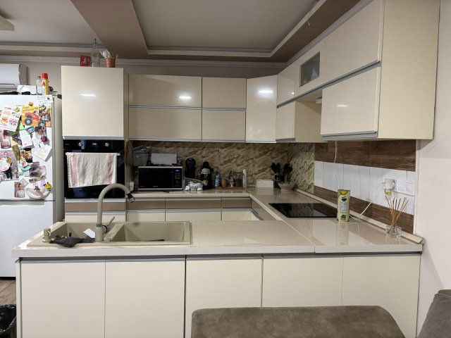 Eladó családi ház, Szolnokon 67.9 M Ft, 3 szobás