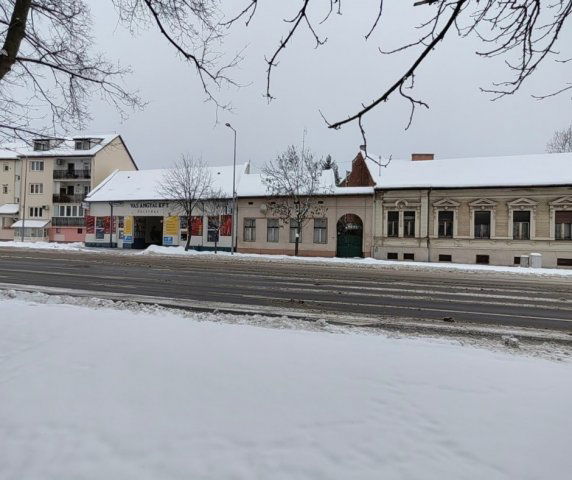 Eladó telek, Miskolcon 89.9 M Ft, 3+1 szobás