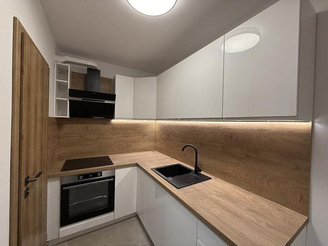 Eladó panellakás, Budapesten, III. kerületben 77.9 M Ft, 2 szobás