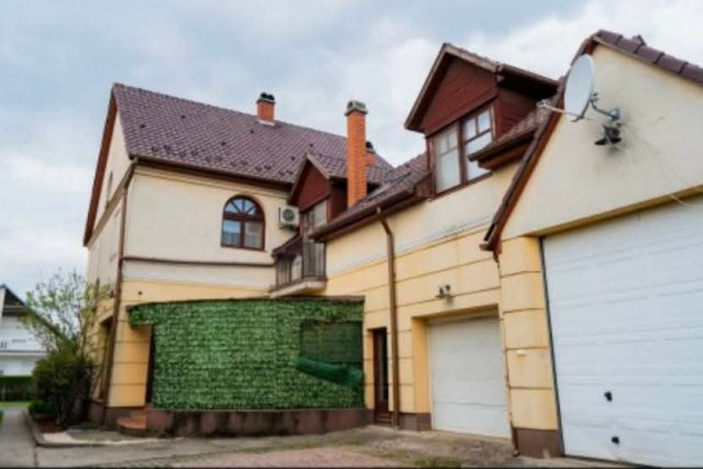 Eladó családi ház, Fehérgyarmaton 119.99 M Ft, 4+2 szobás