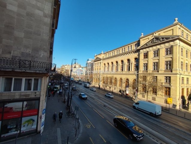 Eladó téglalakás, Budapesten, V. kerületben 59 M Ft, 1 szobás