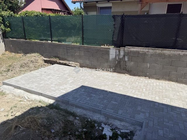 Eladó ikerház, Szigetszentmártonban 65.9 M Ft, 4 szobás