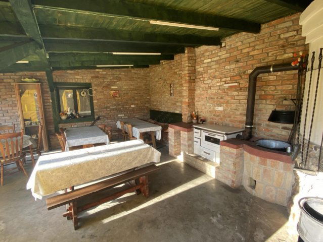 Eladó családi ház, Hódmezővásárhelyen 115 M Ft, 8 szobás