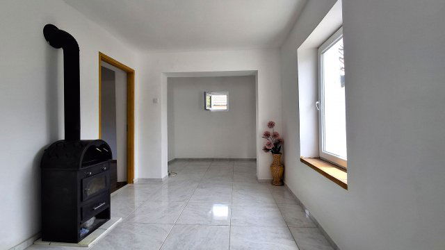 Eladó családi ház, Ludason 21.5 M Ft, 3 szobás