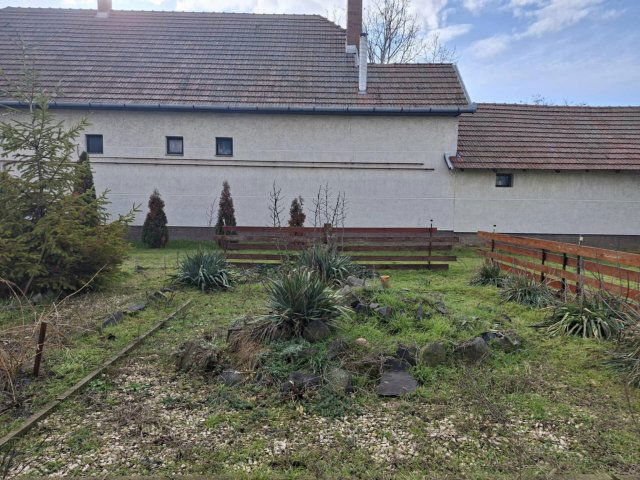 Eladó családi ház, Szelevényen 17.5 M Ft, 2+1 szobás